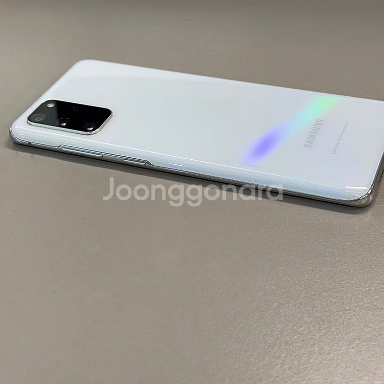 갤럭시S20플러스 화이트색상 256용량 미파손 무잔상 특AA급 상태좋은 폰 배터리 및 기능정상 18만 판매합니다--7